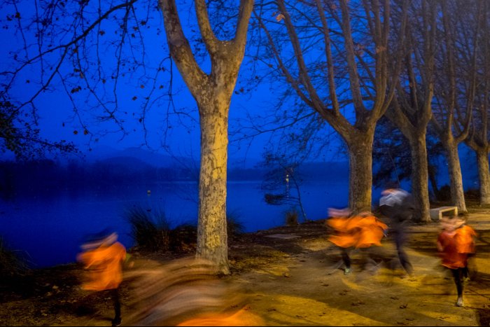 La hora azul en el lago de Bañolas - Pla de l'Estany - Cataluña - Girona - España