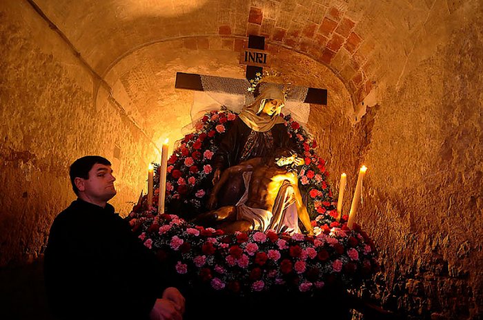 Death Dance and Verges Procession