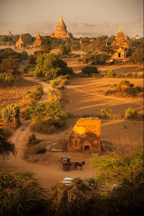 Birmania - Myanmar - Bagan - Shwe San Daw Paya